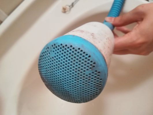 カビの温床 風呂水ホースの掃除方法 洗濯槽と一緒に掃除で一石二鳥